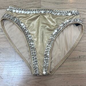 Norma Kamali Stud high rise bottoms and top size small. Clasp needs to be fixed